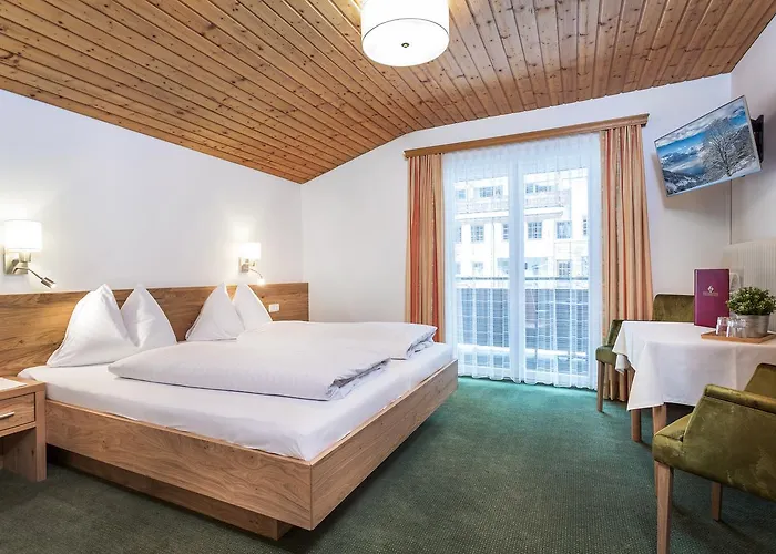 بنسيون مارغريت 3*